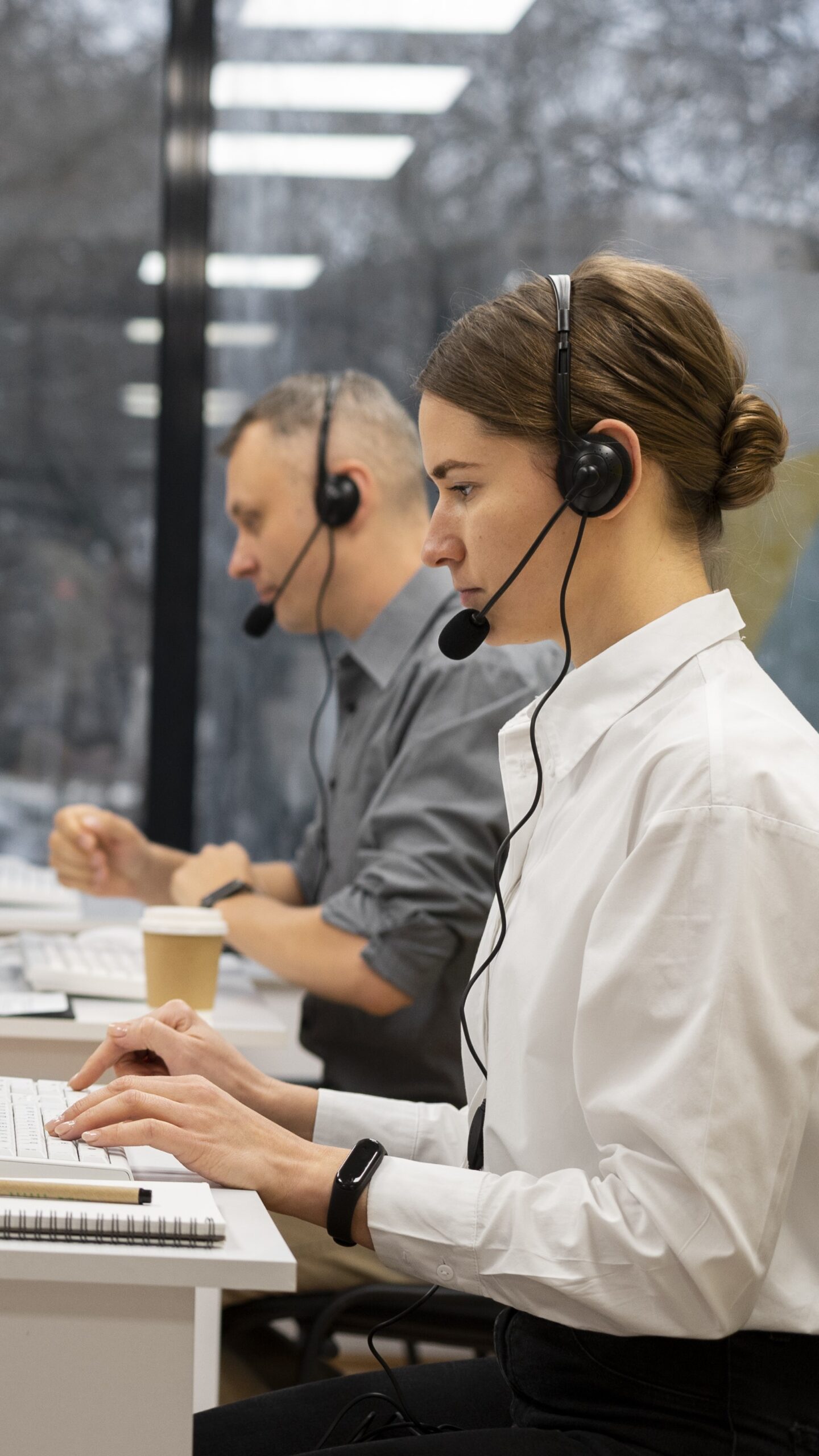 colleagues-working-together-call-center-office